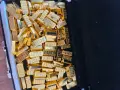 Реплика Метално Куфарче със 120 броя златни кюлчета злато работещи закопчалки миниатюра декоративно, снимка 6