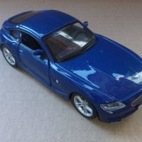 Bburago BMW Z4 M Coupe 1:32 metallic blue, снимка 7 - Колекции - 36957651