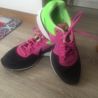 Nike маратонки 38,5, снимка 1 - Маратонки - 42089066