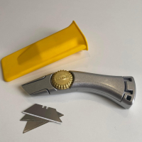 Stanley Метален макетен нож   + Кобур, снимка 1 - Други инструменти - 44810420