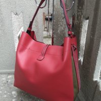 Дамска чанта, комплект с несесер, червена, снимка 4 - Чанти - 30662571