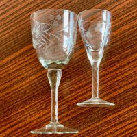 Кристални гравирани чаши на столче - 50 мл; 150 мл, снимка 11 - Чаши - 37487550