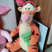 Големи играчки Disney от Мечо Пух Заек, Тигър и Прасчо, снимка 3 - Плюшени играчки - 39922711