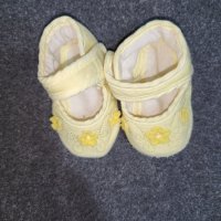Буйки 0-3 месеца , снимка 2 - Бебешки обувки - 42895282