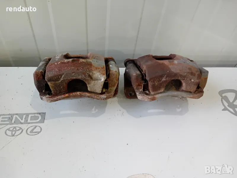 Предни спирачни апарати Toyota IQ 1KR, снимка 1