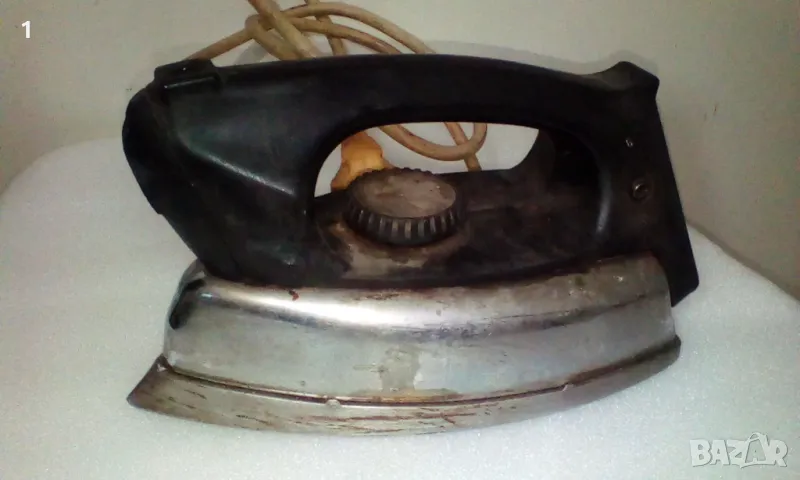 Стара руска ютия, снимка 1