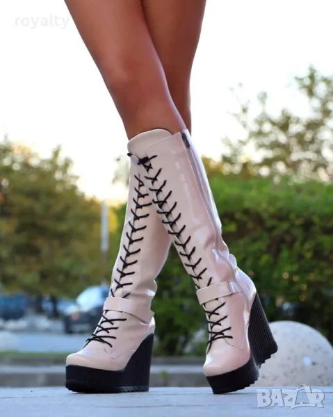 Ботуши на платформа - бежов лак, снимка 1