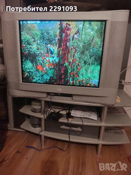 Телевизор JVC 21, снимка 1