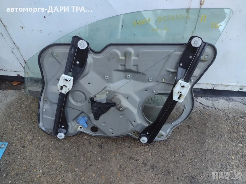 Стъклоповдигач за Шкода Октавия 2 след 2004, снимка 1