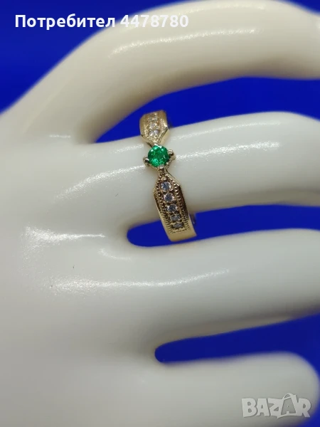 Златен пръстен с Колумбийски изумруд и диаманти , снимка 1