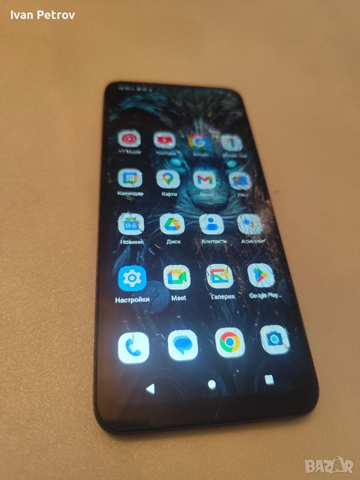 Motorola E13 – работещ, със счупен дисплей, снимка 1