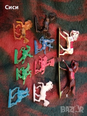 Коне фигури , снимка 2 - Други ценни предмети - 38262608