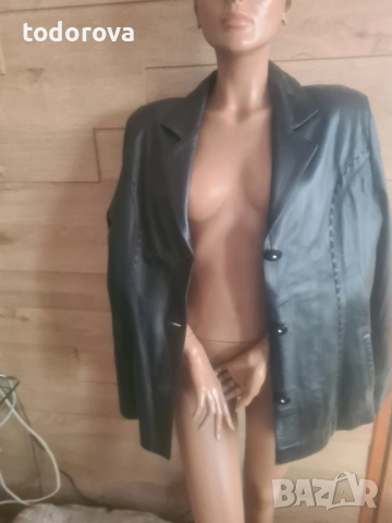 Женско кожено сако