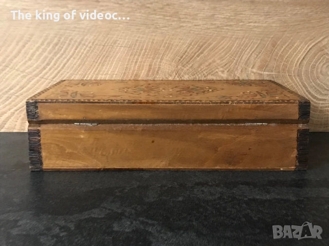 Дървена кутия ( ръчно изработена ), снимка 3 - Антикварни и старинни предмети - 52542611