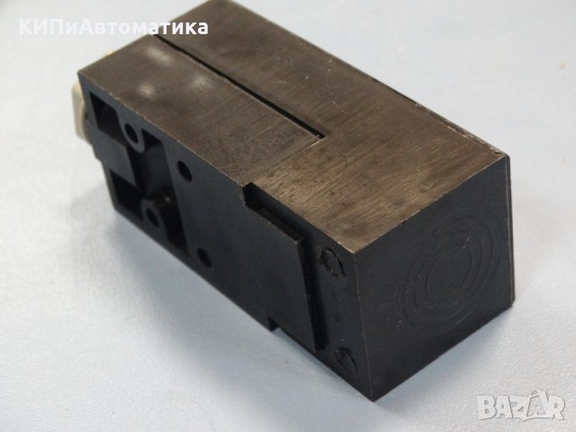 индуктивен датчик Telemecanique XSBA10621, снимка 5 - Резервни части за машини - 34452078