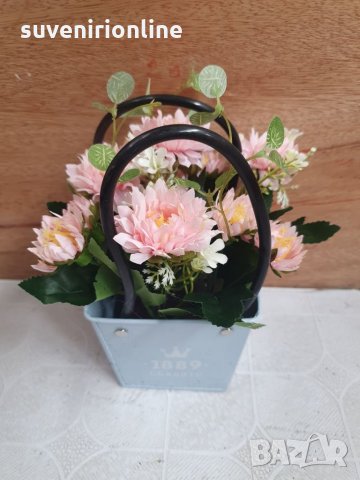 Изкуствени цветя в кашпи, снимка 2 - Изкуствени цветя - 34530566