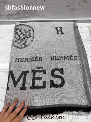 Hermes, Chanel двулицев шал, снимка 2 - Шалове - 52487973
