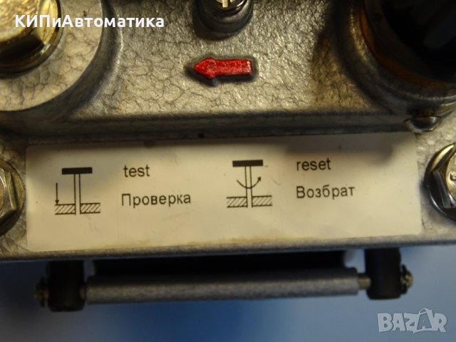 Реле Bucholz URF 25/10 газово реле Transformer Protection Bucholz Relay, снимка 4 - Резервни части за машини - 40620306