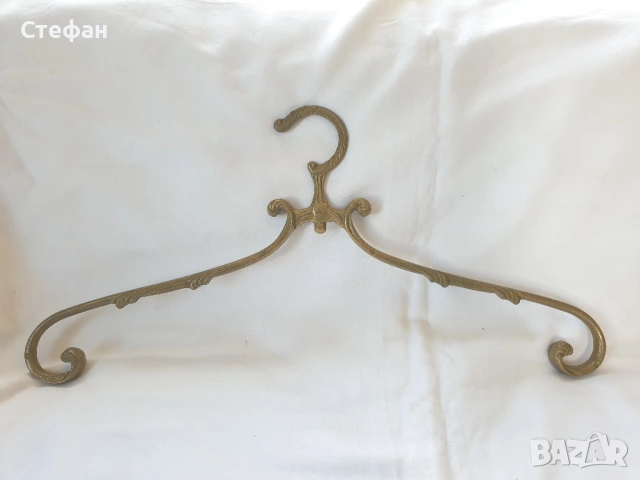 Стари бронзови закачалки, снимка 9 - Антикварни и старинни предмети - 54307261