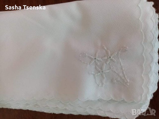 Бродирани кърпи, снимка 5 - Антикварни и старинни предмети - 31757469