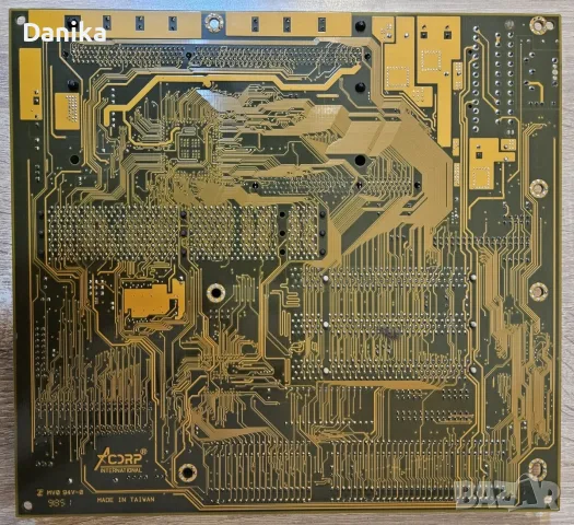 Работещо дъно Acorp 6BX86 ver: 1.2 за Slot 1 Pentuim 2 и 3 процесори за ретро компютър, снимка 2 - Дънни платки - 56154868