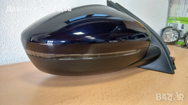Прибиращо се дясно огледало с Амбиентна светлина за Peugeot 308 II / Пежо 308 II, снимка 4 - Части - 53143040