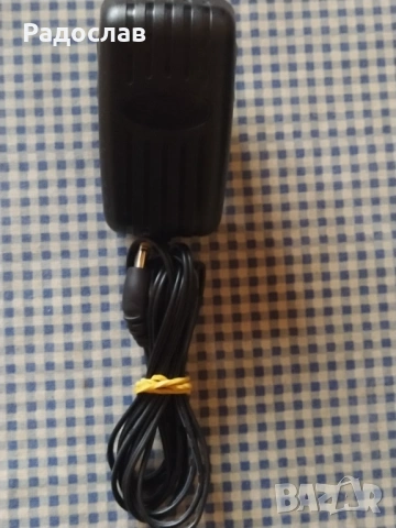 зарядно Sony   AC - 6013