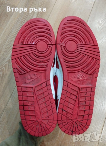 Nike air jordan low GYM red оригинален , снимка 6 - Маратонки - 54230112