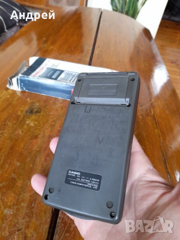 Стар калкулатор Casio FX-82LB, снимка 3 - Други ценни предмети - 40797772