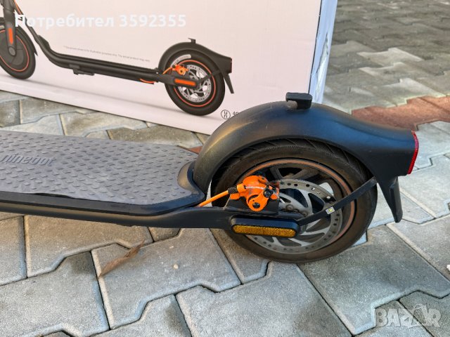 Продовам електрически скутер/тротинетка Segway Ninebot F40E, снимка 3 - Скейтборд, ховърборд, уейвборд - 42920812