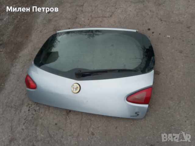 Заден капак / багажник алфа ромео alfa romeo 147 сив цвят ,