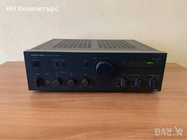 Продавам усилвател Onkyo Integra A-8057
