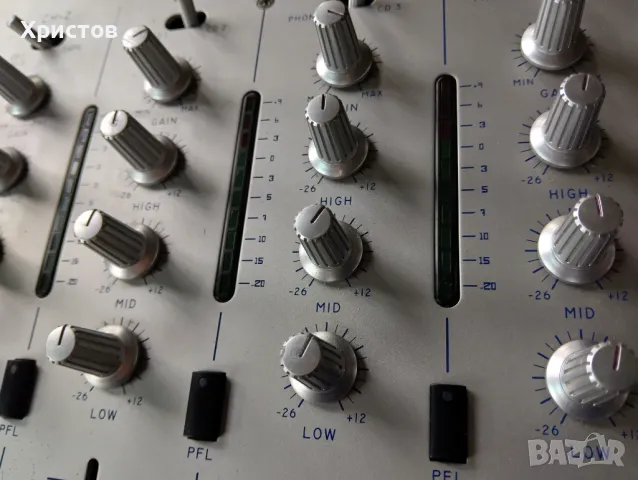 DJ Смесителен пулт, снимка 6 - Ресийвъри, усилватели, смесителни пултове - 49806042