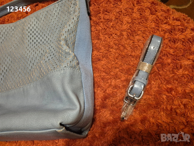 светлосини кожени чанти, снимка 9 - Чанти - 52965289