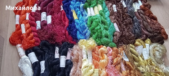 Копринени конци/коприна за бродиране 40, 10 гр. и започнати чилета, снимка 14 - Гоблени - 35712743