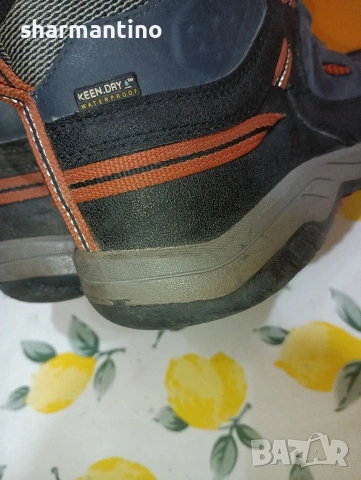 Keen Waterproof N 38,5 Unisex, снимка 5 - Маратонки - 53330644