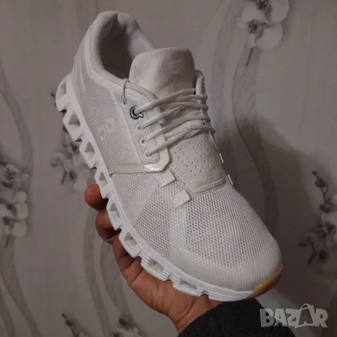 маратонки On Running Cloud v2 All White номер 40 ,5, снимка 2 - Маратонки - 47721793