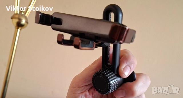 Стойка за телефон за кола 