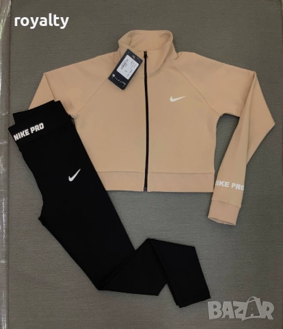 Nike дамски спортен екип 