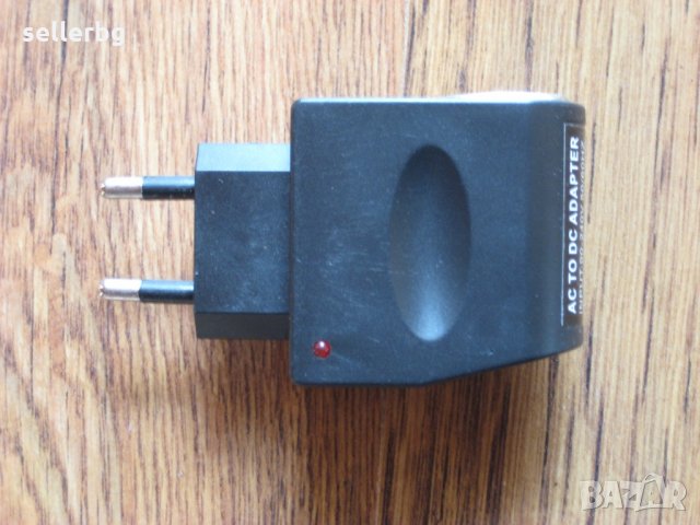 Зарядно от 220 V на 12 V с вход като запалка на кола, снимка 2 - Друга електроника - 26880933