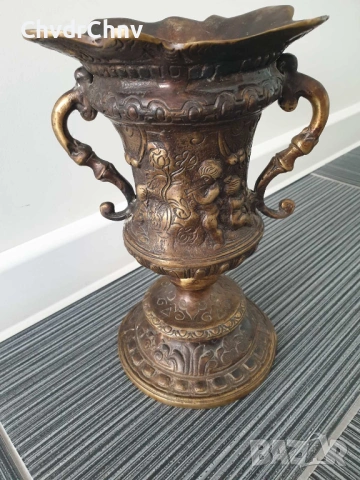 Италия 20ти век/27см-5кг/голяма стара италианска бронзова ваза с дръжки