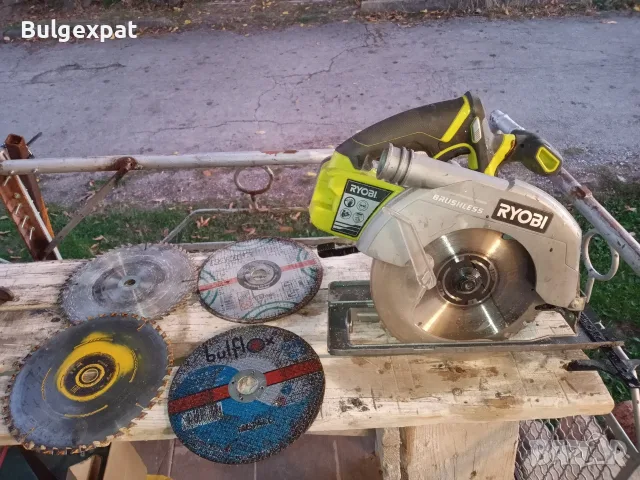 Акумулаторен циркуляр RYOBI