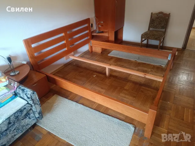 Продавам спалня от масив – дъб. , снимка 4 - Спални и легла - 56434821