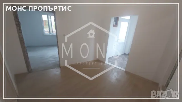 Къща с двор в гр. Севлиево, снимка 7 - Къщи - 50193052