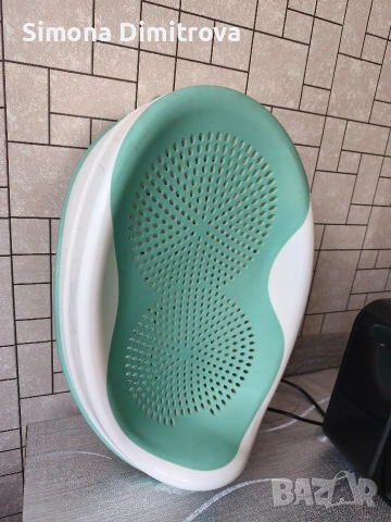 Електрически уред за приготвяне на адаптирано мляко Tommee Tippee Perfect Prep, снимка 5 - Прибори, съдове, шишета и биберони - 54176292