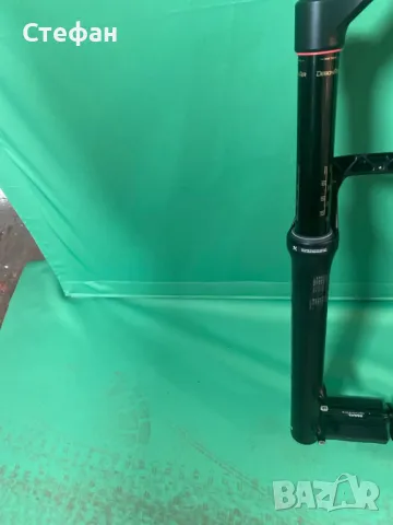Нова вилка Rock Shox ZEB 29 180 Debonair 15x110 конус 1.8, НОВА, снимка 2 - Части за велосипеди - 50414632
