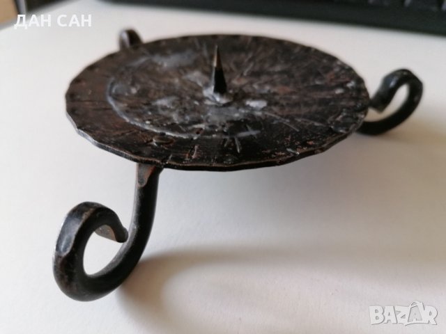 West German ковани свещници маркиран, снимка 2 - Антикварни и старинни предмети - 29180032