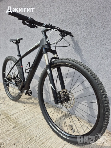 Карбонов планински велосипед CUBE REACTION 29 цола 