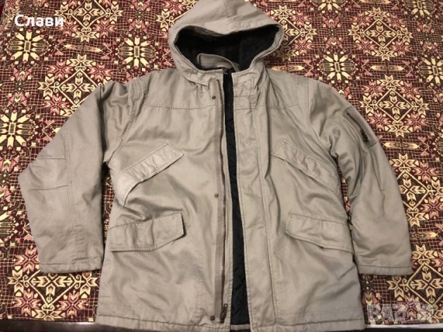 Продавам оригинално мъжко яке Burnside