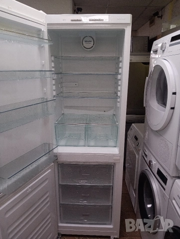 Комбиниран хладилник с фризер Миеле Miele Made in Germany с две години гаранция!, снимка 8 - Хладилници - 53039670